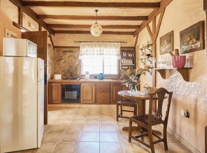 Casas Quemahierro Icod De Los Vinos | Cueva del Viento