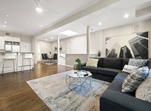 Lincoln Park Lounge Roof Depaul | Ranch Triangle