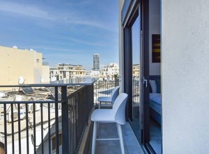 Mendele | Tel Aviv Promenade