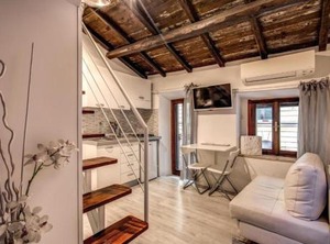 Magenta Moro | Trastevere