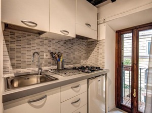 Magenta Moro | Trastevere