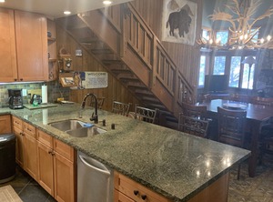 Mountainback Loft | Mammoth Lakes