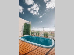 Stay | Asuncion
