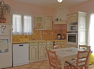 Villa Round Swimmingpool | Saint-Laurent-de-Carnols