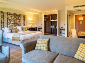 Peak Edge Hotel | Stonedge