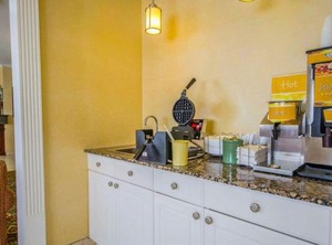 Quality Inn | Evansville