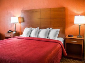 Quality Inn Manitowoc | Manitowoc