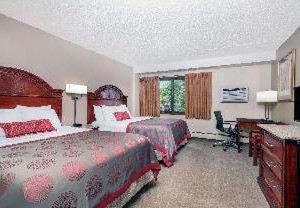 Ramada | Golden Valley