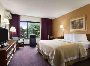 Days Inn | New Stanton
