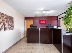 Red Roof Inn | Kenly