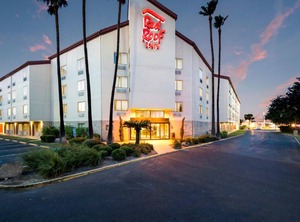 Red Roof Inn Laredo | Bonanza
