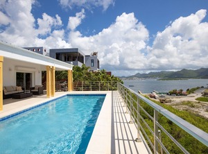 Reflection Z Star Villa Maho | Maho