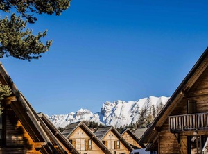 Résidence Les Flocons Du Soleil Chalets Personnes | La Joue du Loup