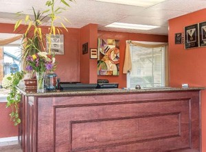 Rodeway Inn Medford | City Center Medford