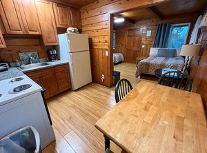 Rollins Inn | Cedar Ridge