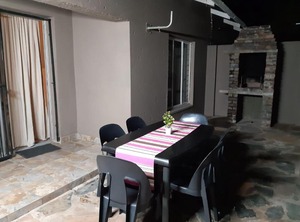 Roos Getaway | Bela-Bela