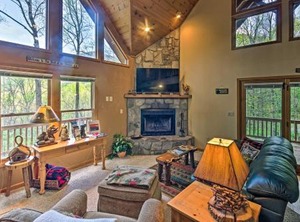 Spacious Maggie Valley Mtn | Sherwood Forest