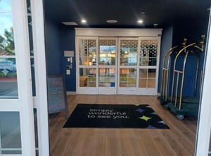 Country Inn | Redlands