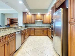 Wyndham Ocean Daytona | Brown