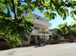 Terrace Sea Sevid Trogir | Vinisce