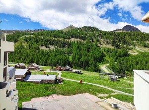 Isola Pièce Personnes | Isola