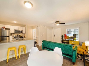 Stylish Ut Mueller | Mueller