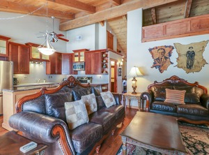 Chateau Blanc | Mammoth Lakes