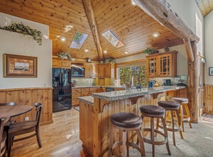 White Elm Lane | Sunriver