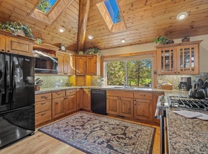 White Elm Lane | Sunriver