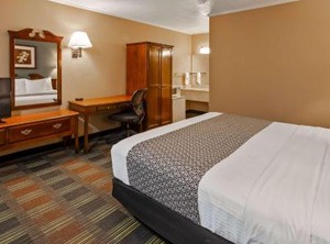 Surestay Hotel | Cameron