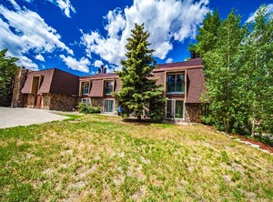 Tannhauser | Historic District