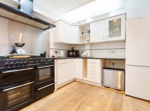 Townhouse | Upper Town