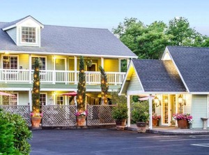 Baechtel Creek Inn Hotel | Willits