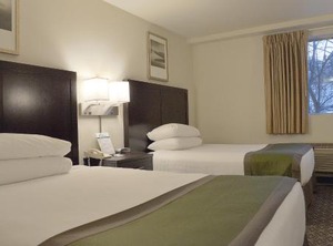 The Madison Inn | Cliff - Cannon