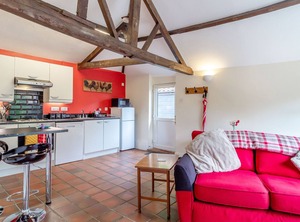 The Nest Box Diss | Gissing