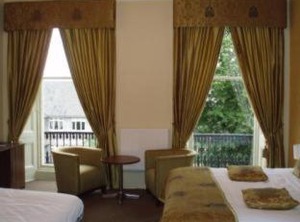 The Salisbury Hotel | Newington