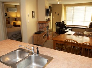 Town Plaza | Village North