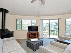 Treehouse Bungalow Travis Marina | Lakeway