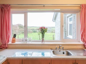 Underlanes | Saint Gennys