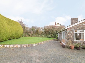 Underlanes | Saint Gennys