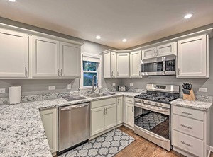 Cottage Mary | Twin Lakes