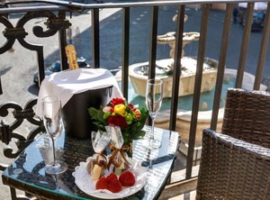 Piazza Spagna | Rione VII Regola