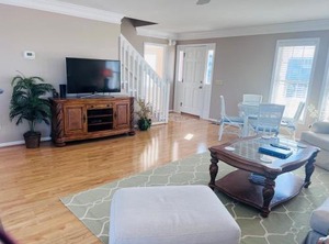 Victoria | Holden Beach