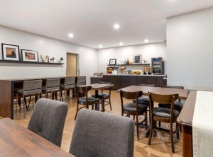 Villa Inn | Hearst
