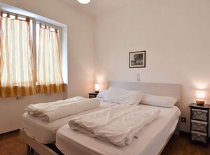 Villa Laura Persons | Vesta
