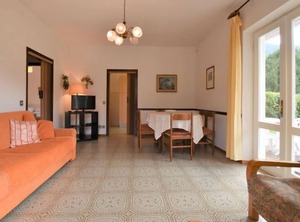 Villa Laura Persons | Vesta