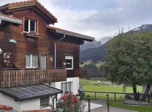 Tgèsa Hirundella Prau Da | Sedrun