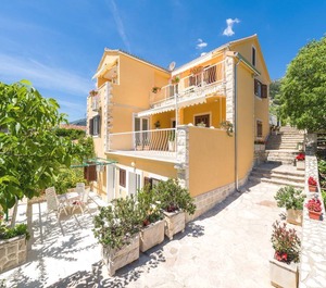 Apartments Mary