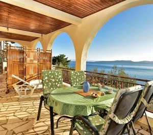 Terrace Sea Pisak Omiš