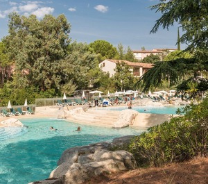 Villa Grospierres Persons 